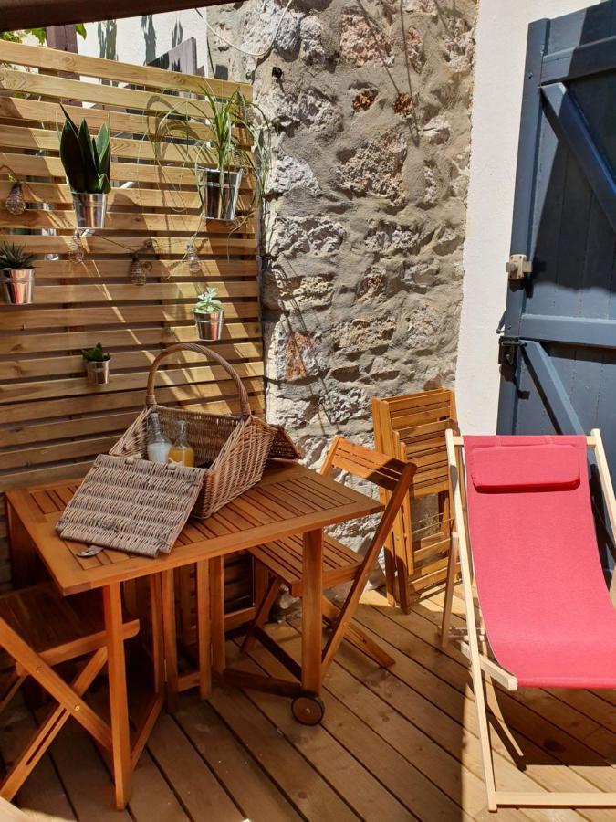 Une Nuit à Bali - Appartement cocooning Solliès-Toucas Exterior foto